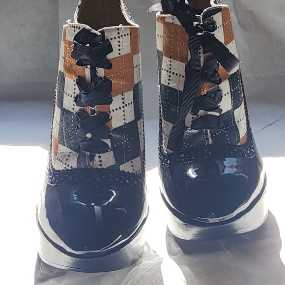 Zinc Polk Shoes Size 7 - Picture 2 of 6